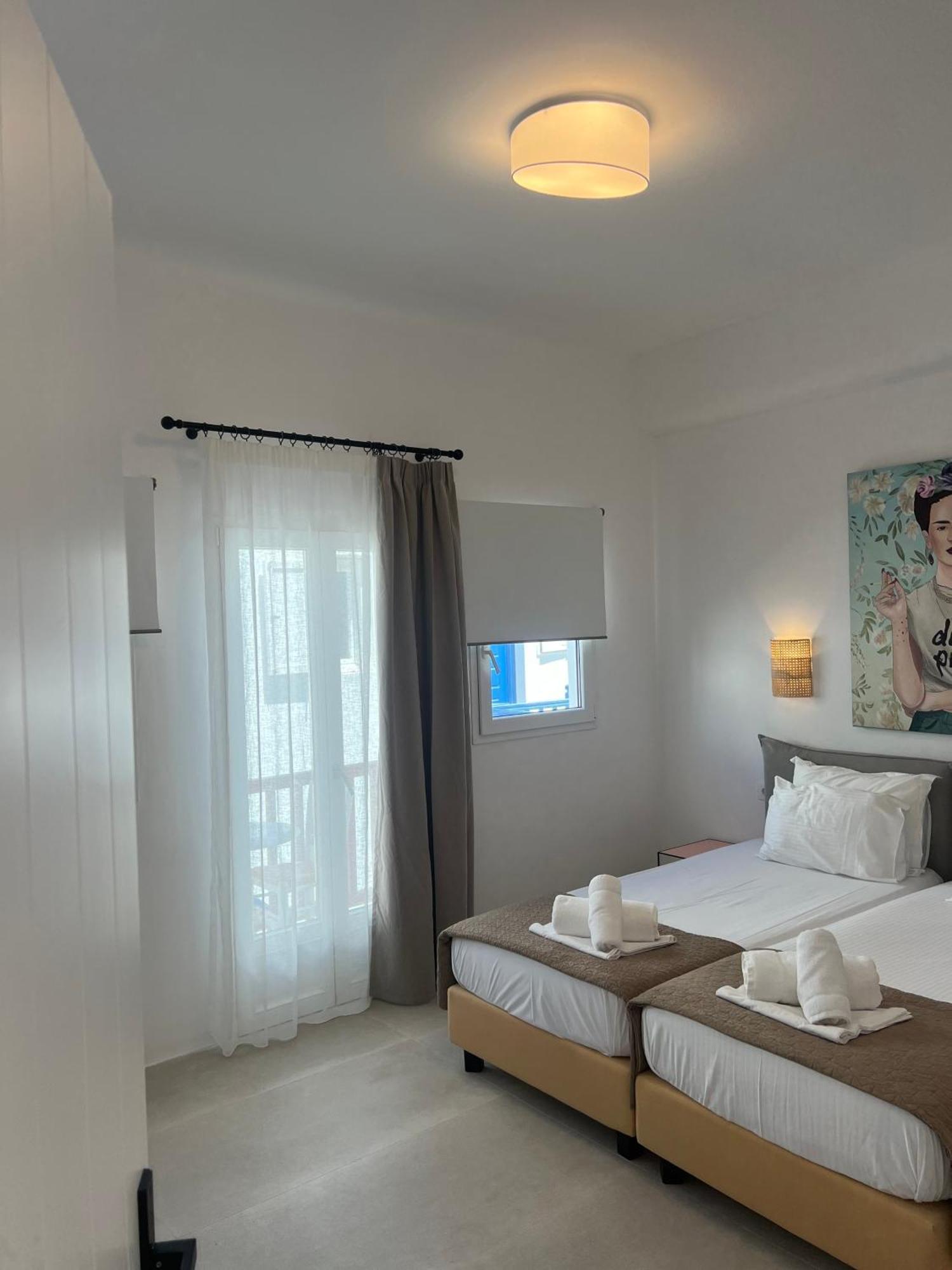 คาร์โบนากิโฮเต็ล Hotel Mykonos Town ภายนอก รูปภาพ