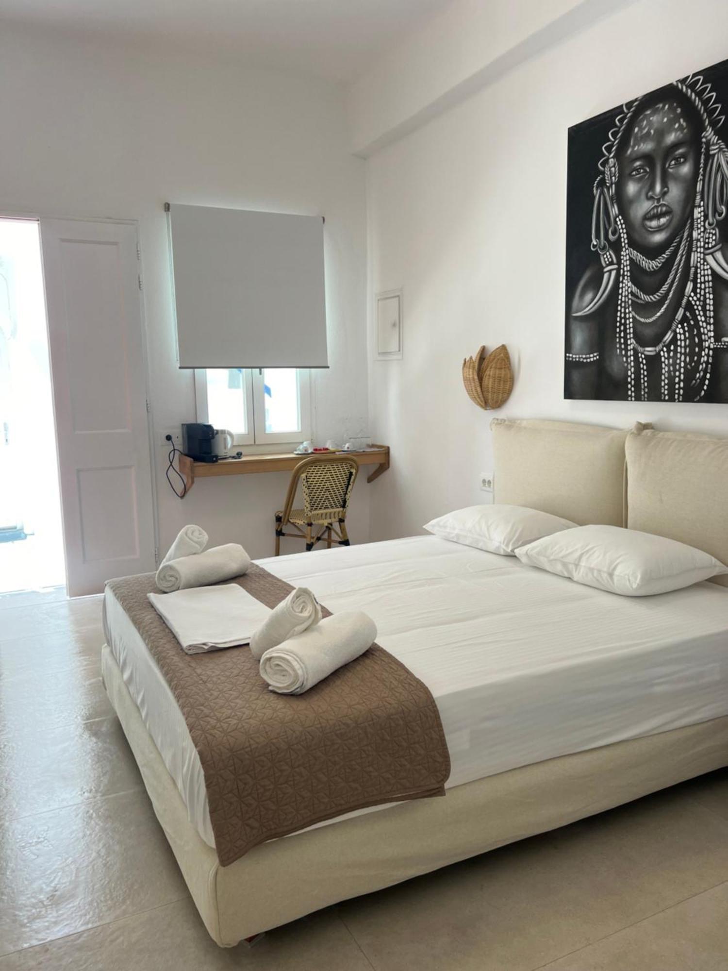คาร์โบนากิโฮเต็ล Hotel Mykonos Town ภายนอก รูปภาพ